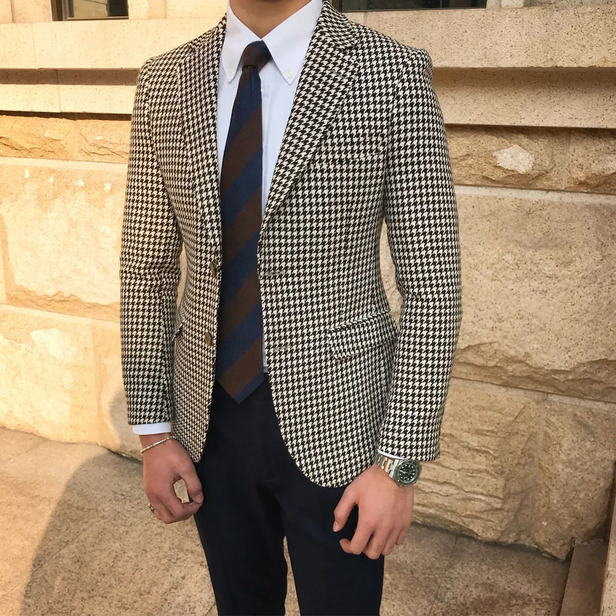 Men\'s Suit Jacket Coffee Houndstooth Wool Tweed Retro Business Tailored Collar Casual Blazer for Wedding Groomsmen Costumes 2021