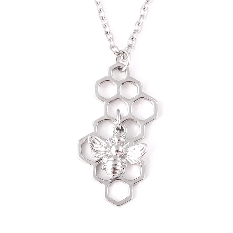 Honeycomb Bee Charm Pendant Necklace Women Fashion Heart Honeycomb Choker Necklace Jewelry Party Girlfriend Gift