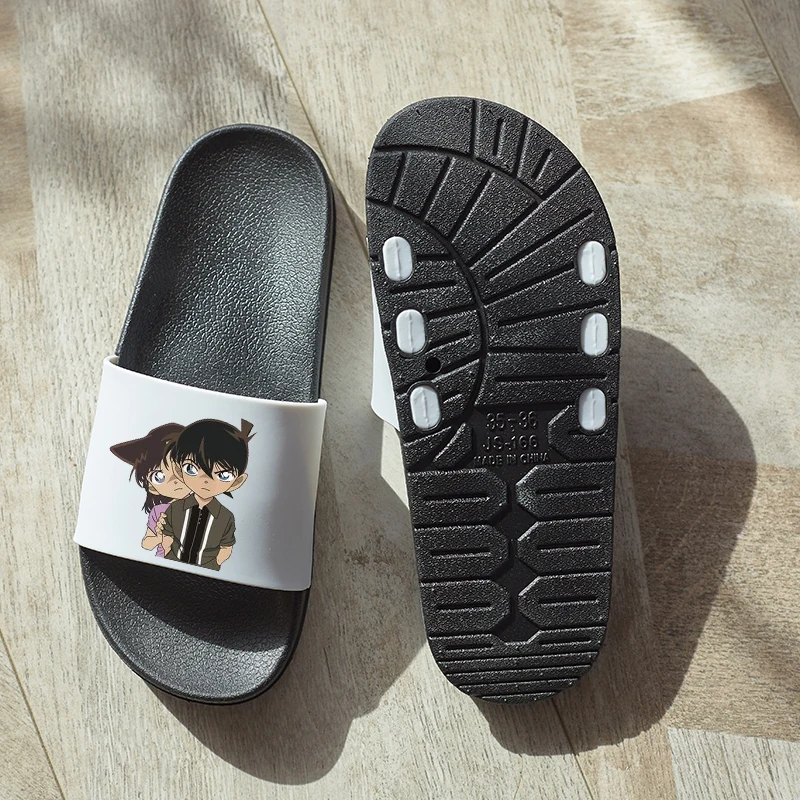 Sandalias de baño antideslizantes para hombres y mujeres, zapatos de Anime con estuche cerrado, Detective Conan, Kawaii, Cosplay, Zapatillas de casa para interiores de verano