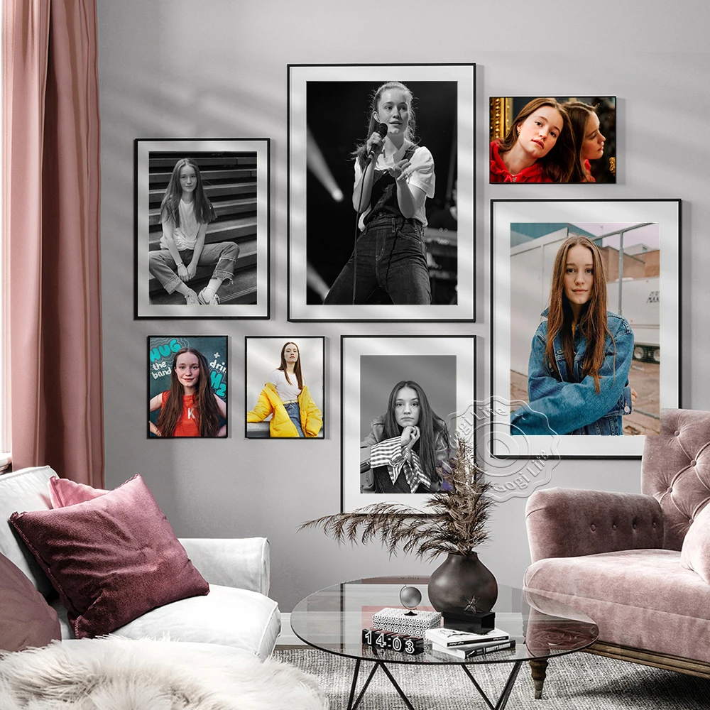 

Norway Singer Songwriter Sigrid Black And White Portrait Poster, Idol Art Photo Decor Wall Picture, Fans Collection Art Print