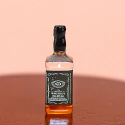 RC Car Accessories Decoration Mini Resin Whisky Bottle Model for 1/10 Rock Crawler Axial SCX10 TAMIYA C01 RC4WD D90 TF2 TRX4