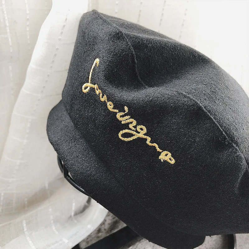 K97 Women Hat Beret Letter Embroidery Four Seasons Japanese British Fashion Retro Painter Cap Wild Octagonal Hat Casual Hat