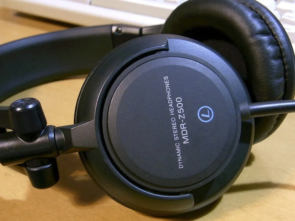 جلد ناعم بطانة للأذن وسادة من اسفنج الفوم لسوني MDR-Z500 سماعة الكمال جودة ، لا نسخة رخيصة