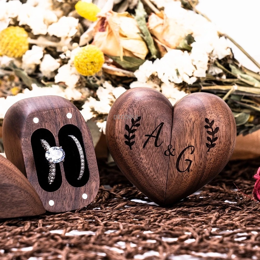 Customized Name Ring Box Bride Groom Heart Shaped Wooden Superior Quality Marriage Baby Shower Wedding Proposal Wedding Gift