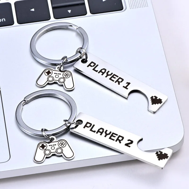 1 PCS Funny Couple Gamers Gifts Player 1 Player 2 Matching Keychain for Her Him Girlfriend Boyfriend Valentine's Day Gaming Gift