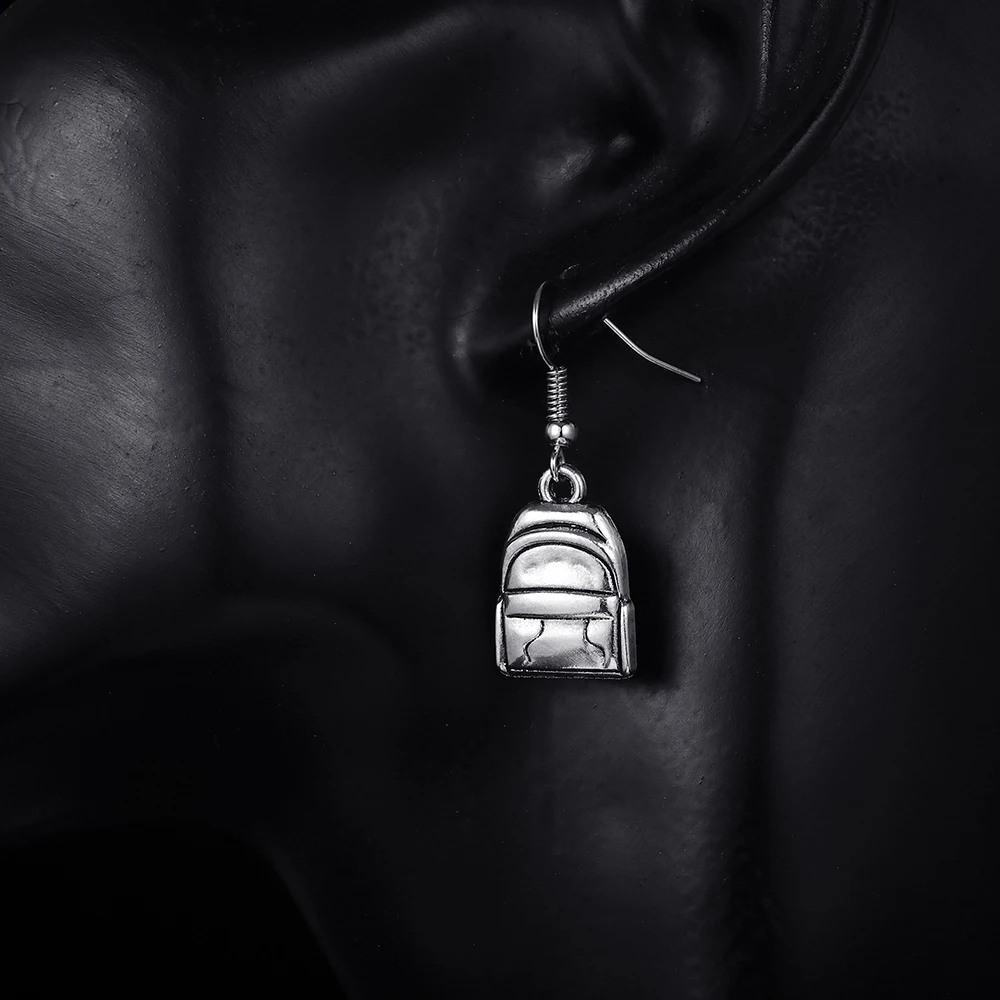 Pendientes Vintage chapados en plata para mujer y niña, aretes colgantes con forma de mochila, joyería bonita