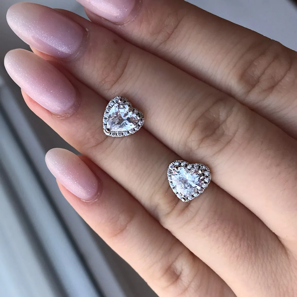 Shiny Ästhetischen Stud Ohrring Für Frauen Neue Jahr Geschenk Piercing Wunderschöne CZ Zirkon frauen Earing Modeschmuck Zubehör E082 – Detail 3