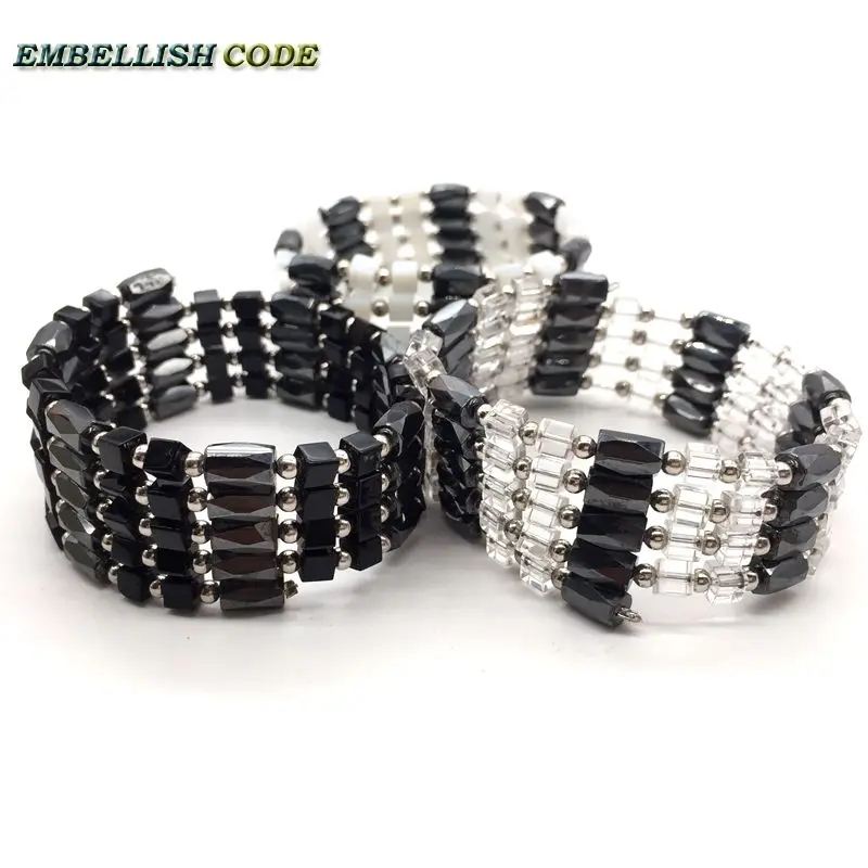 

Easy Wear Magnet Bracelet Entangled In The Hand