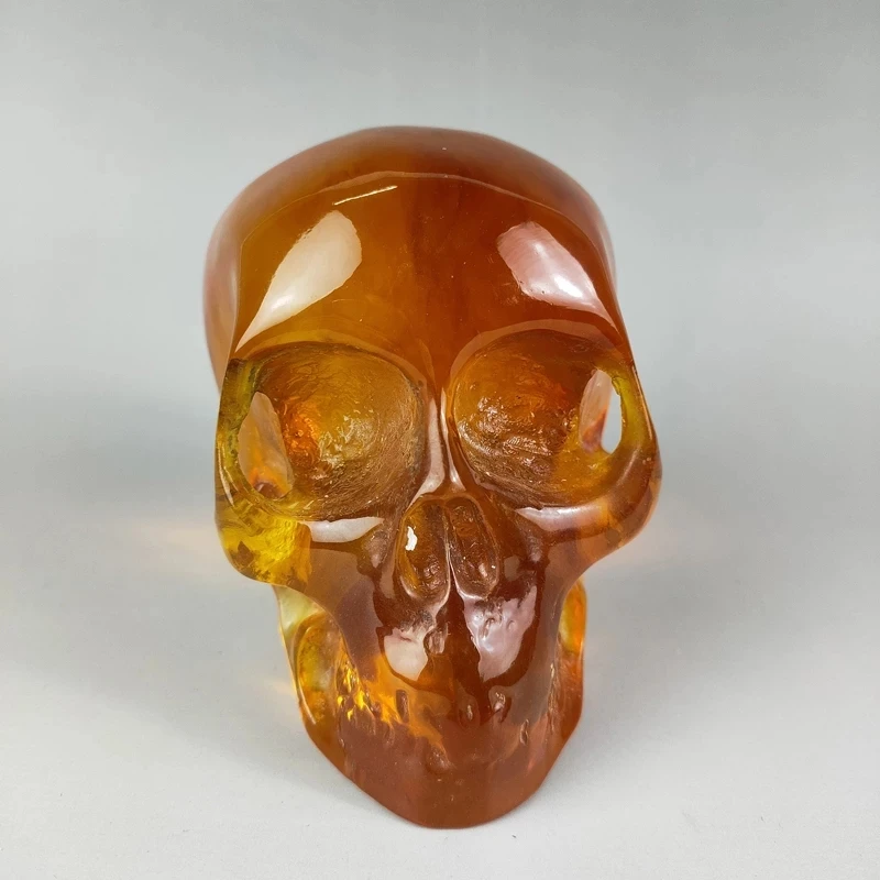 

Elaborate Interesting Rare Chinese Craft Collection Home Decoration Gift Artificial Amber Resin Skull Decoration Statue