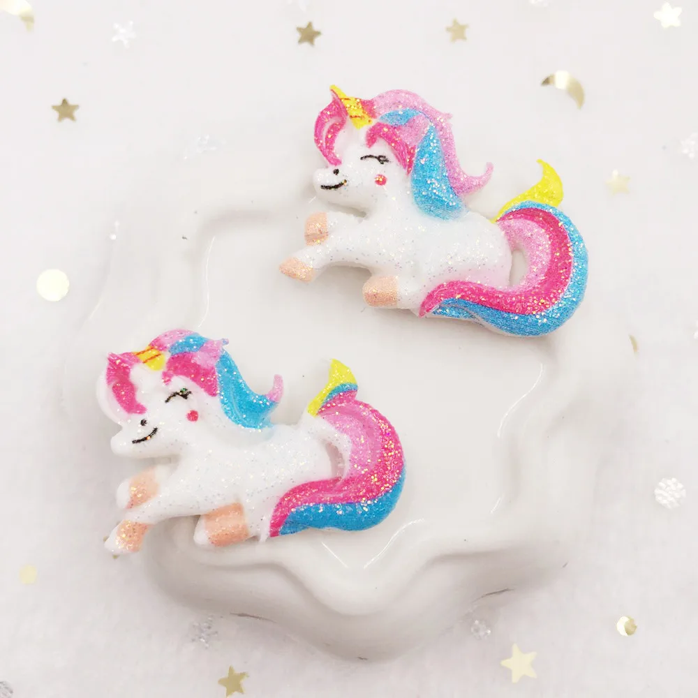 8pcs della resina di Scintillio di 3D Variopinto Sveglio Unicorn posteriore Piana di pietra appliques di Nozze FAI Da TE scrapbook craft OW62