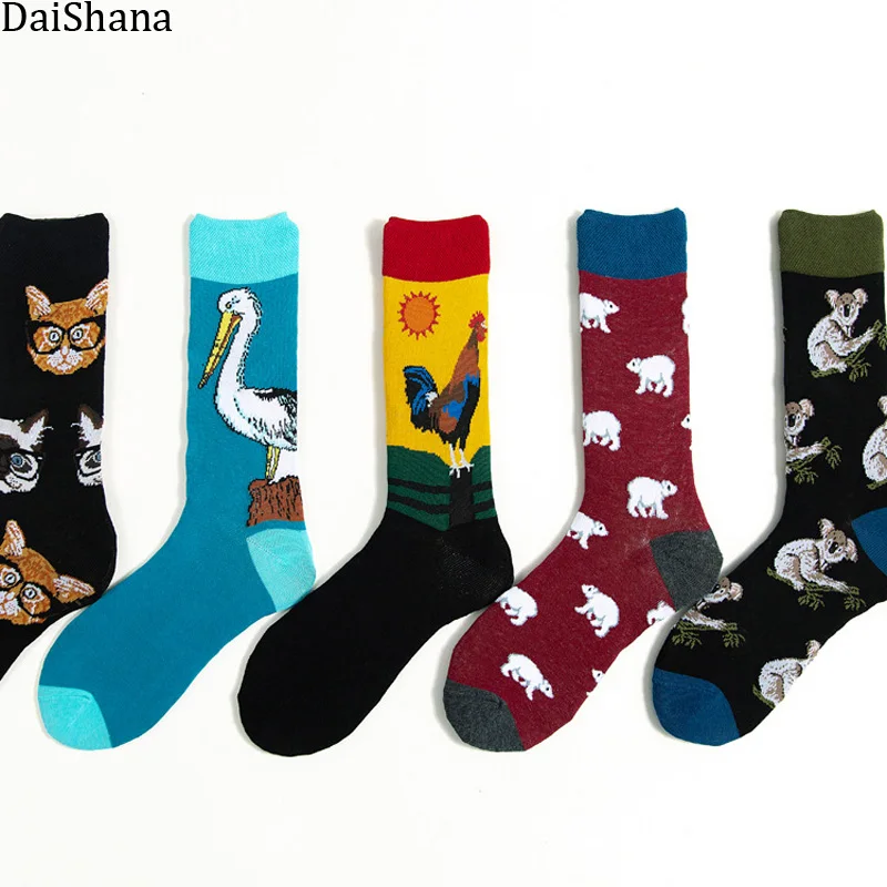 Hot Sale Classic Autumn Winter Graffiti Women Socks Cartoon Animal Streetwear Skaeboard Funny Pattern Sports Female Cotton Socks