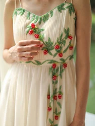 LYNETTE'S CHINOISERIE Summer Women French Style Exquisite Handmade Beading Embroidery Cute Dimensional Strawberry Dress W/h Cape