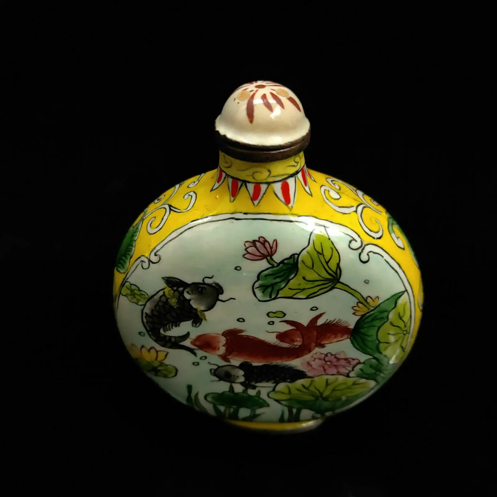 Chinese Antique Cloisonne Fish & Lotus Pattern snuff bottle Qian Long W Mark