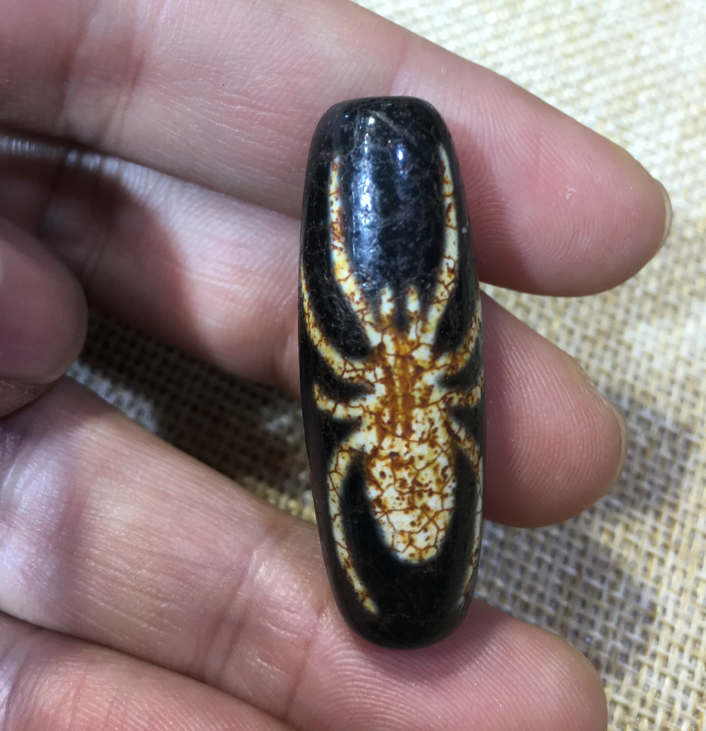 Rare Magic Tibetan Old Agate DRAGON VEIN  Spider Lucky Totem dZi Bead