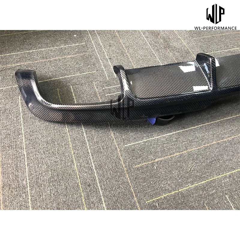 Tt Tts High Quality Carbon Fiber Rear Bumper Diffuser Lip Car Styling for Audi Tt Tts Car Body Kit 08-14