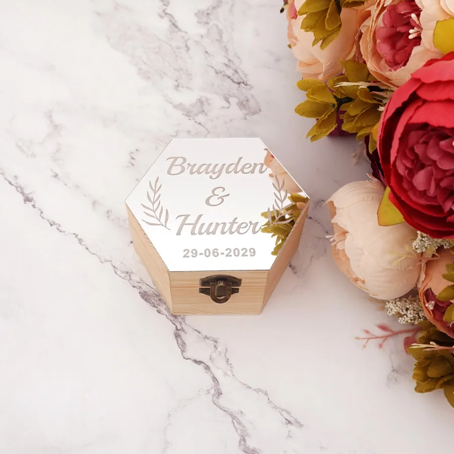 

Custom Acrylic Mirror Cover Hexagon Wooden Box For Candy Personalized Jewelry Package Wedding Gift Holder With Buckle