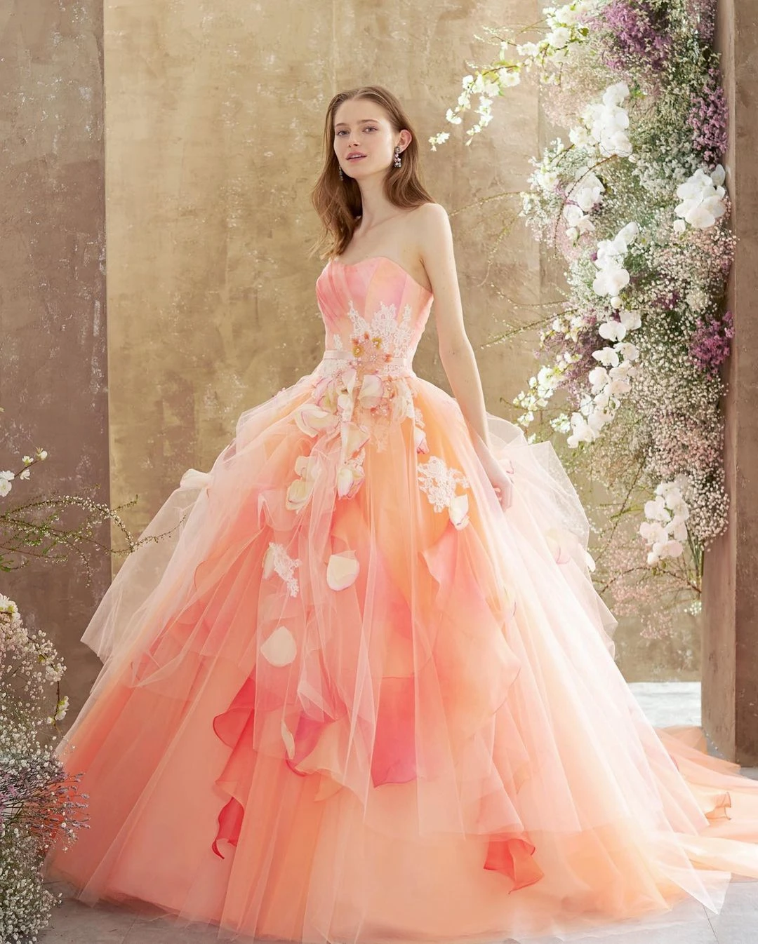 Temperament Wedding Dress Strapless Pink Flowers Applique  Floor Length Color Available Backless Lace-Up Evening Party Gown