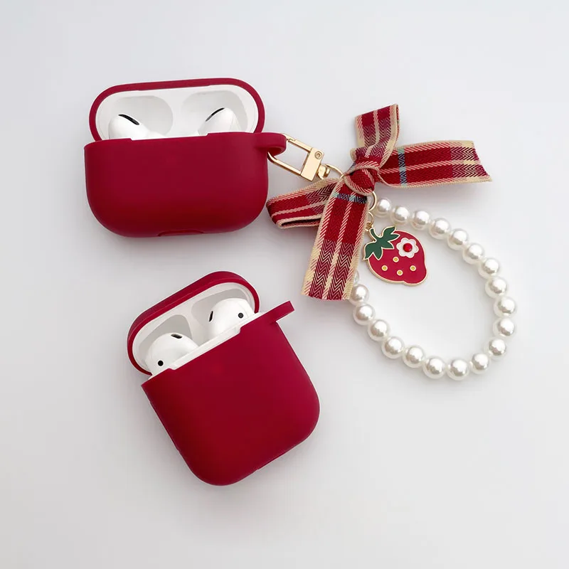 Sweet Strawberry Rabbit Pendant For AirPods 4 3 Pro 2 Case Wine Red Silicone Earphone Case Cover Cute Pearl Bracelet Keychain