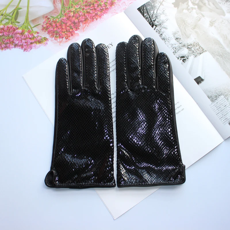 New Women Fashion Keep Warm In Autumn And Winter Black Half Serpentine High Quality Sheepskin Genuine Leather Gloves