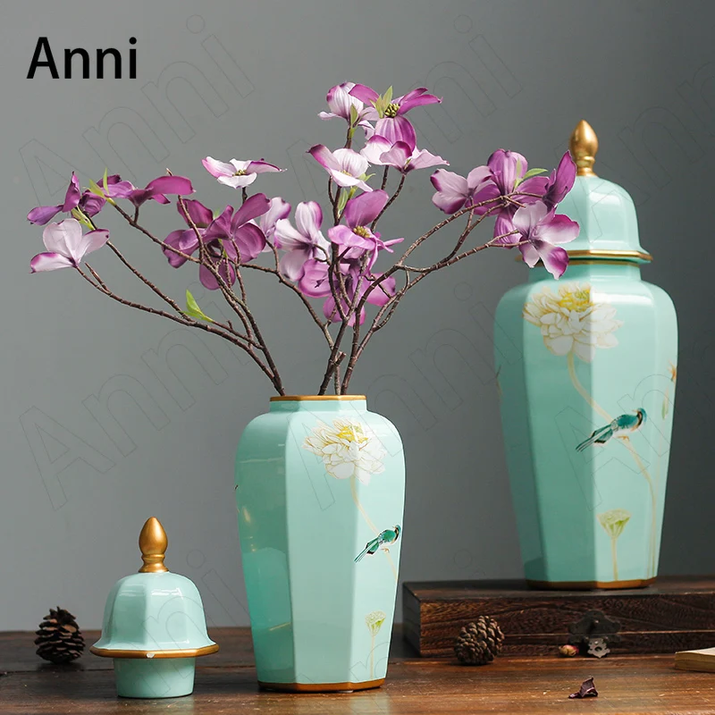 

Chinese Lotus Ceramic Vase Creativity Golden Stroke Porcelain Countertop Vases Ornaments Desktop Decoration Painted Flower Pots