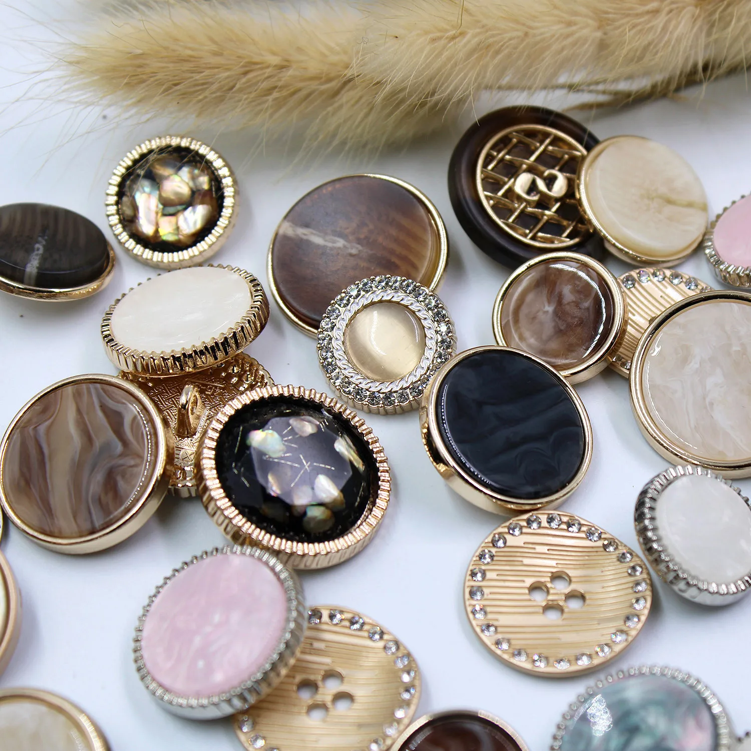 2pcs/Lot Metal & Bead Button Clothes Sweater Coat Decoration Suit Flat Good Quality Button Accessories DIY Clothing X-00