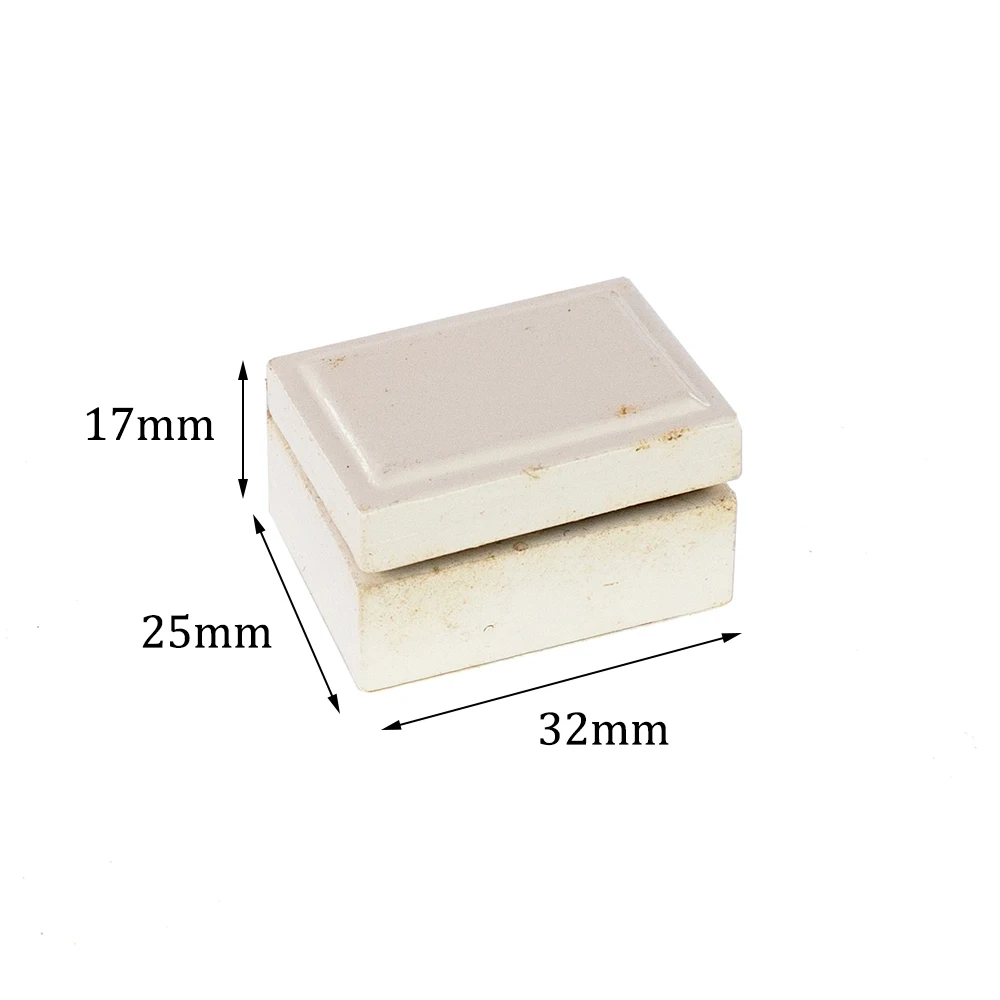 1/12 Dollhouse Miniature Accessories Mini Wooden Jewelry Box Simulation Necklace Model for Doll House Decoration ob11
