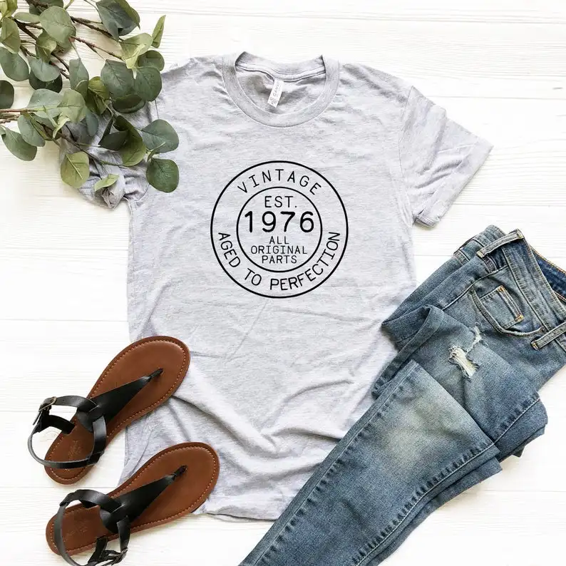 Vintage 1976 45th Birthday Gift Retro Shirt 100% Cotton Plus Size Female Clothing O Neck Shirt Short Sleeve Girl Top Tee kawaii