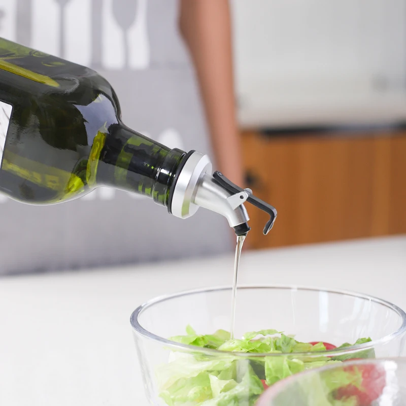 Olive Oil Sprayer Liquor Dispenser Wine Cocktail Pourers Flip Top Stopper Home Kitchen Bar Tools Speed Spout with Dust Cap