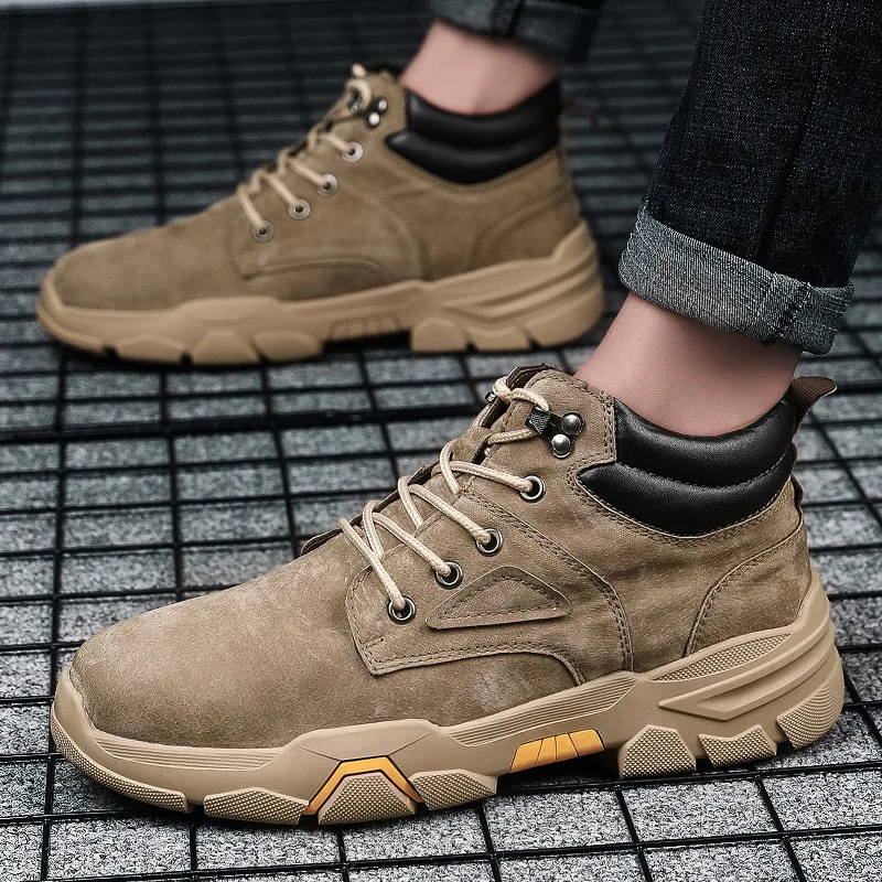 

Men's casual leather boots spring and autumn men's shoes trend soft soles anti slip outdoor work clothes simple fashionable shoe