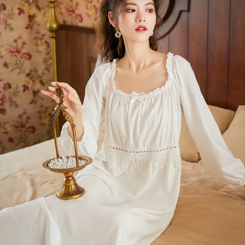 

Ladies Vintage Long Nightgowns Palace Long Sleeve Sleepwear Women Lace Nightdress Sexy U Neck Nightwear Night Shirts Negligee