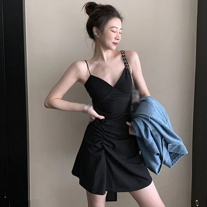 

Summer Women V-Neck Thin Pleated Sexy Slim Sling Skirt Sleeveless Temperament Short Little Black Dress