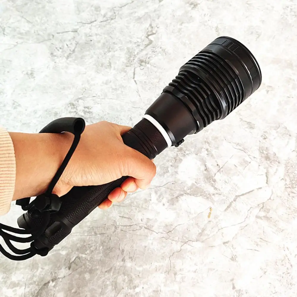 XHP70 LED Scuba Diving Flashlight Underwater 100M Torch Diver Lantern 26650 Submarine Light Spearfishing Light 1Mode