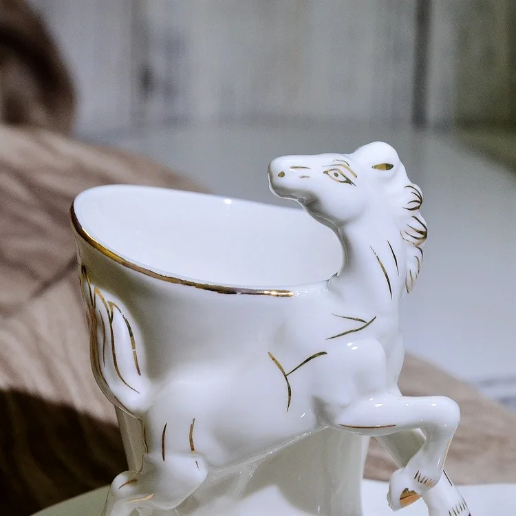 3D Beautiful embossed horse Mug with dish Porcelain Elegant Coffee Cup dish Black tea cups Ceramic Mugs Luxury Demitasse