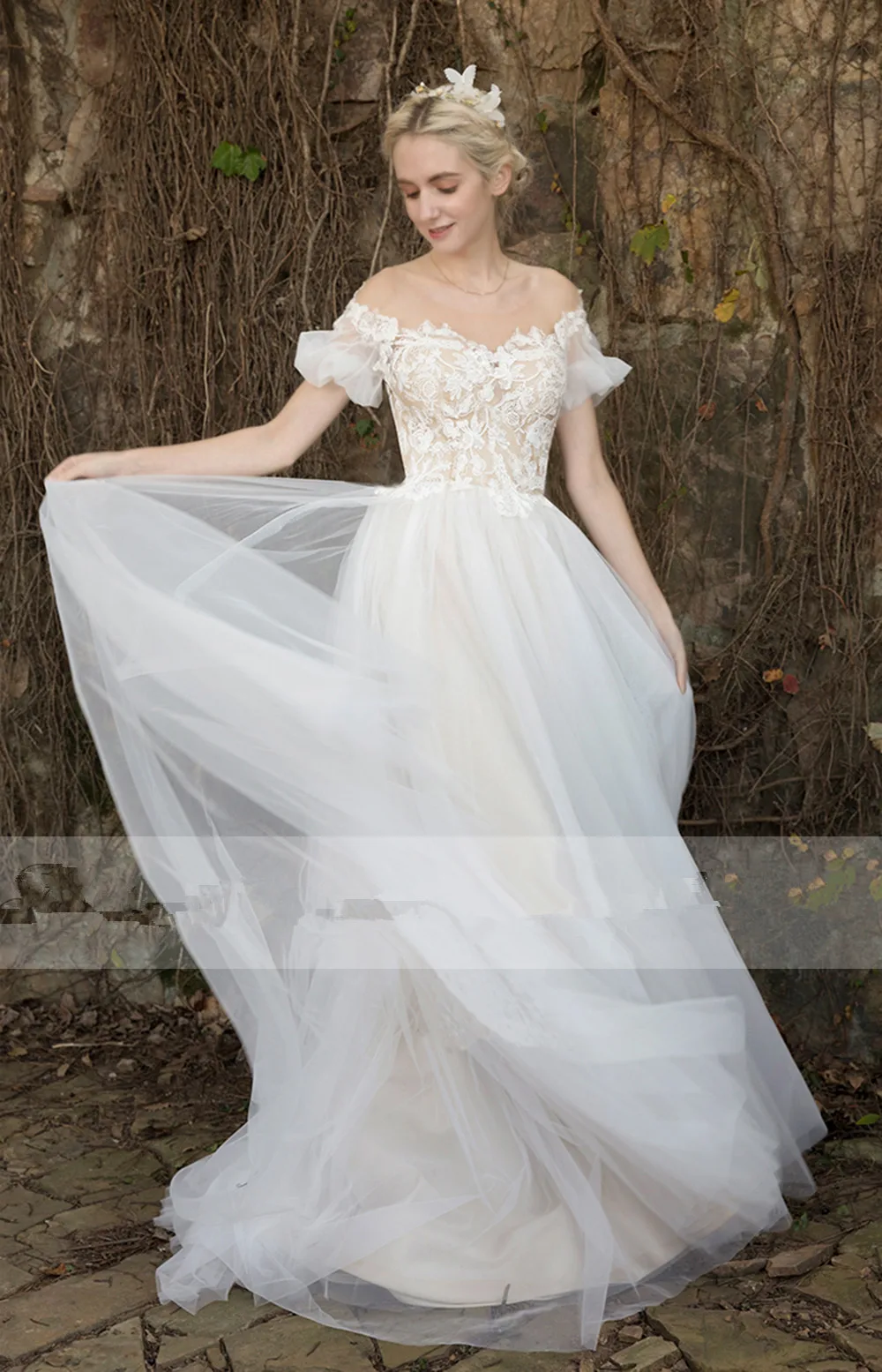 New Elegant Off the Shoulder Wedding Dress Glamours Lace Appliqued A Line Princess Bridal Gowns