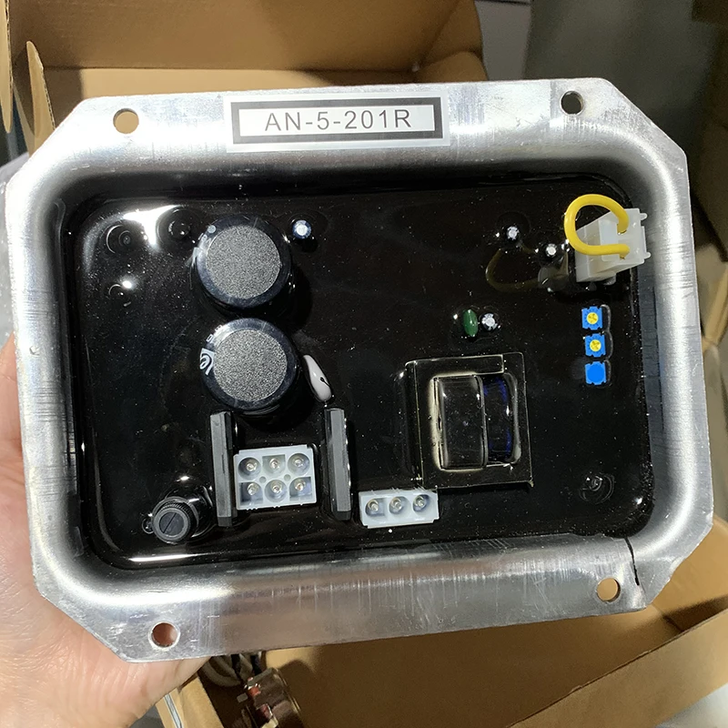 

AN-5-201R AVR Denyo generator voltage regulator board instead