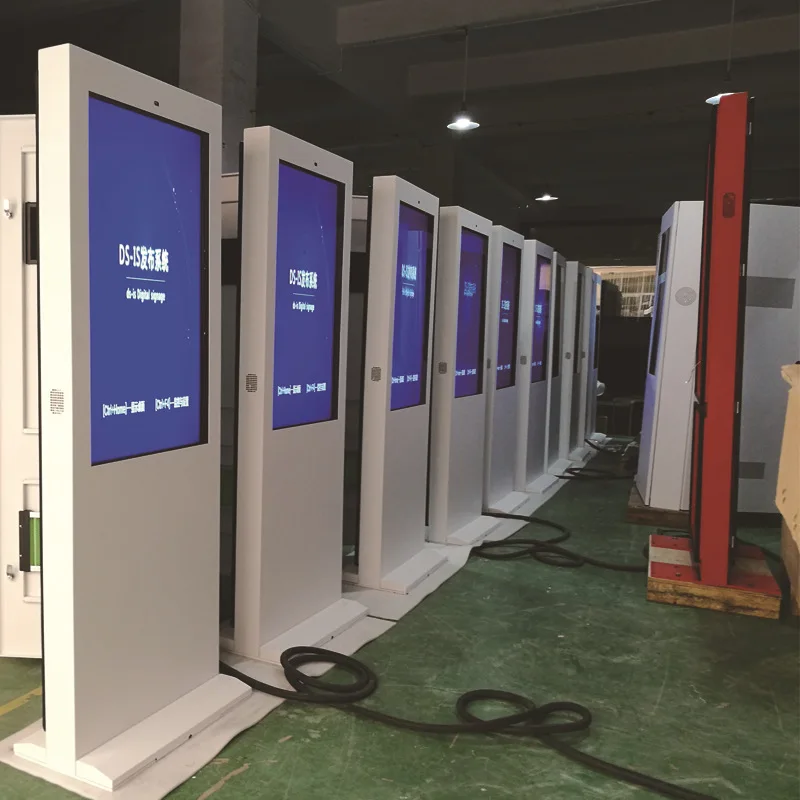 Ip65 Vloerstaande 2000cd Lcd-scherm Digitale Signage Multimedia Reclame Speler 55 Inch Met Pc Buit In Screen Monitor