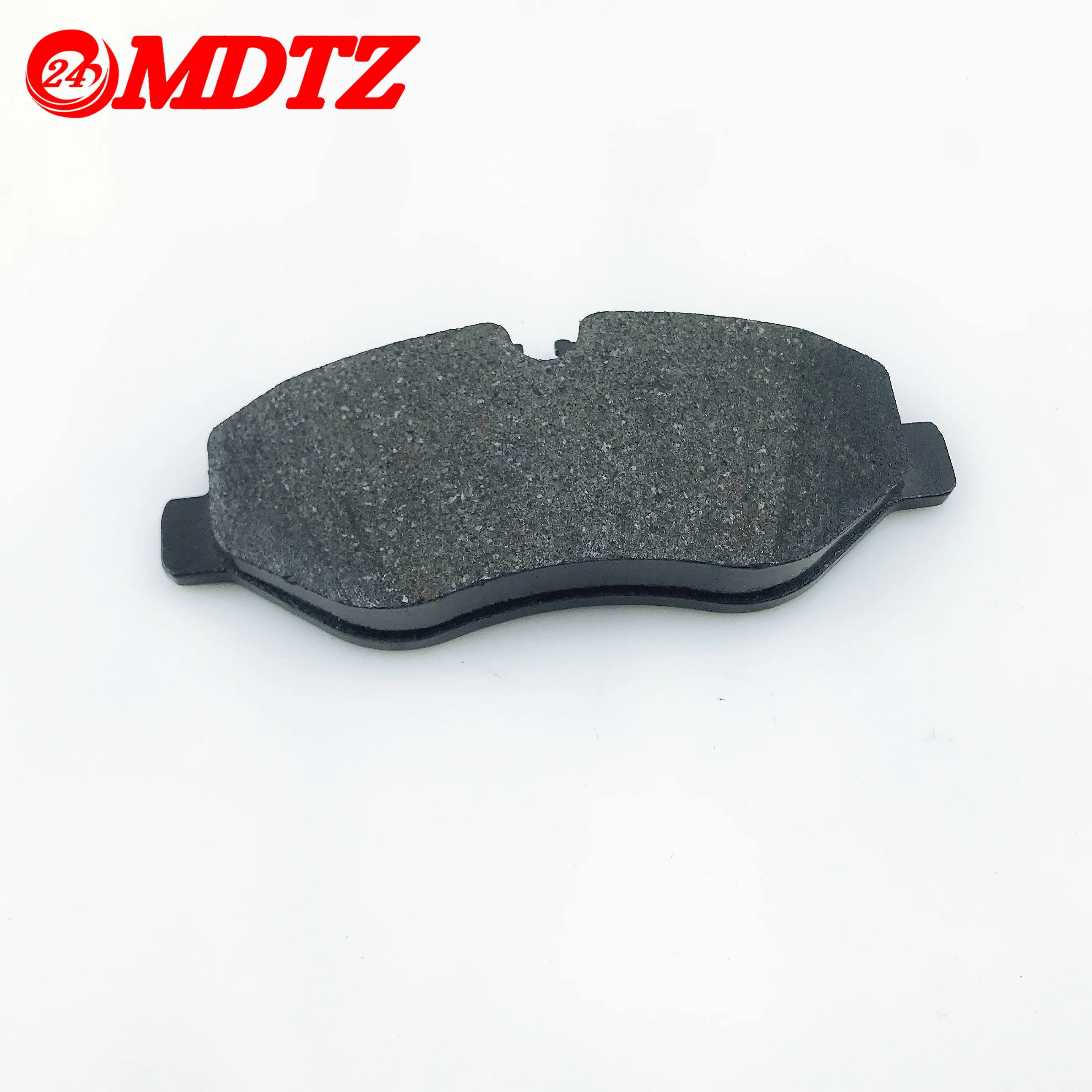 No Dust No Noise High Quality Brake Pads D1693 0064208400 W906 W639 W447 for Mercedes Benz SPRINTER ViTO