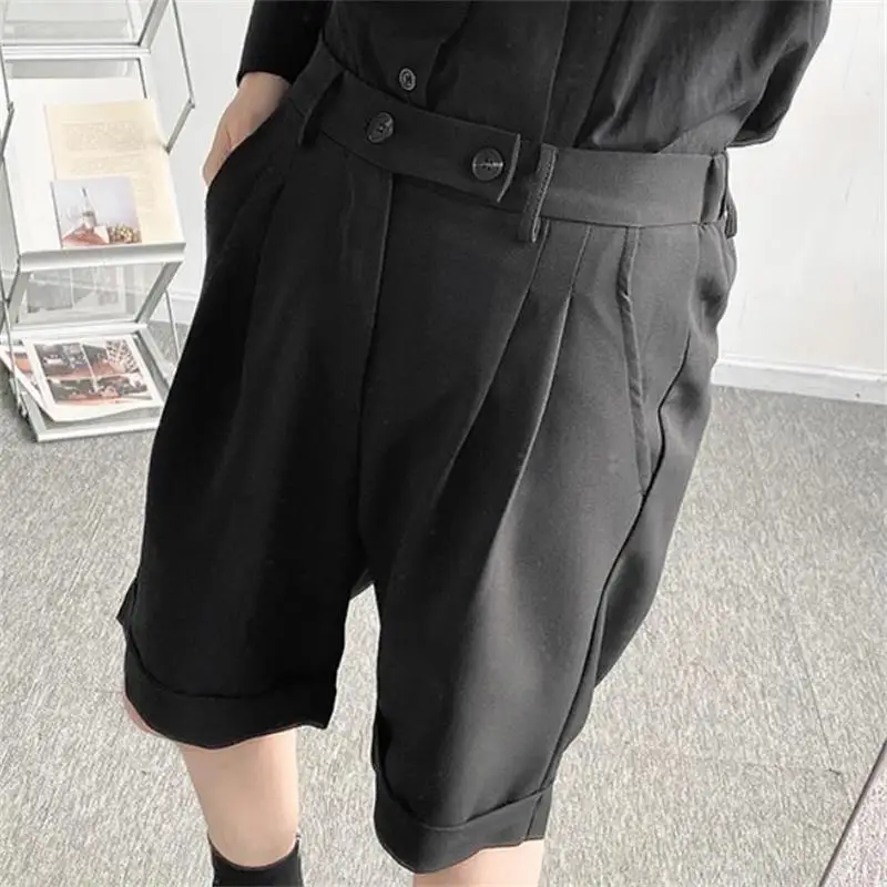 Men's Summer Button Decoration Loose Classic Simple Straight Tube Fashion Trend Korean Casual Loose Large Size Shorts