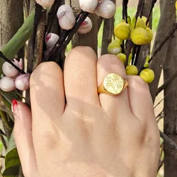Birth Flower Rings Gold Plated Stainless Steel Handcrafted Engraved Flower Signet Ring Unique Gift for Women/Girls