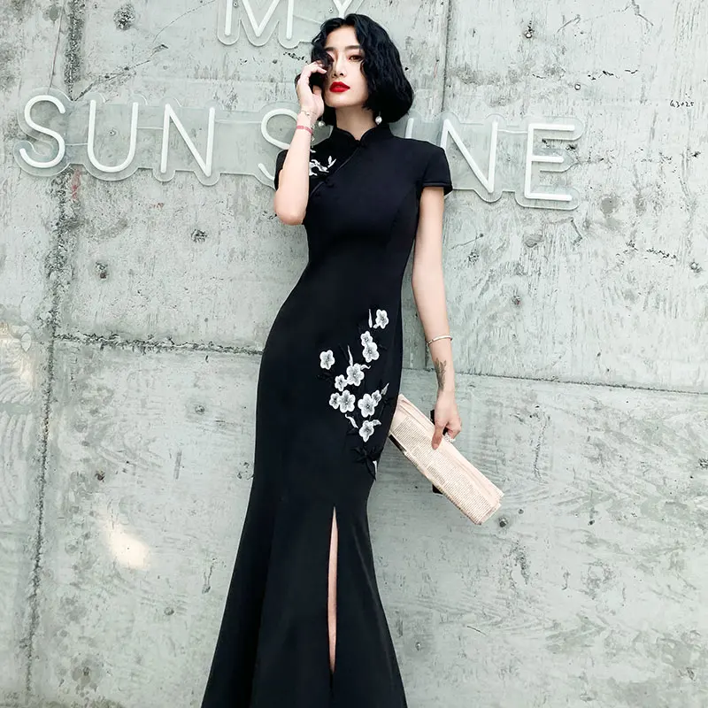 Woman Chinese Improved Cheongsams Embroidery Qipao Oriental Wedding Party Floral Dress Plus Size Retro Modern Cheongsam Dress