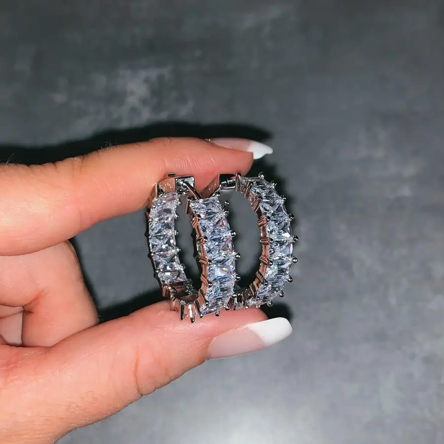 Pendiente de aro de Zirconia cúbica rectangular 5A para mujer, aretes Huggie de Zirconia cúbica, aros de mujer de tamaño mediano