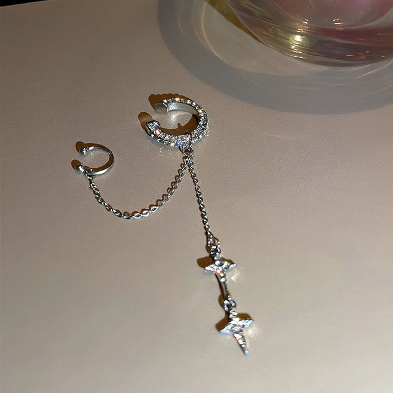 1Pc 2025 Fashion Minilist No Piercing Ear Cuff Earrings for Woman Fake Piercing Tassel Star Ear Clips Earrings for Women Jewelry