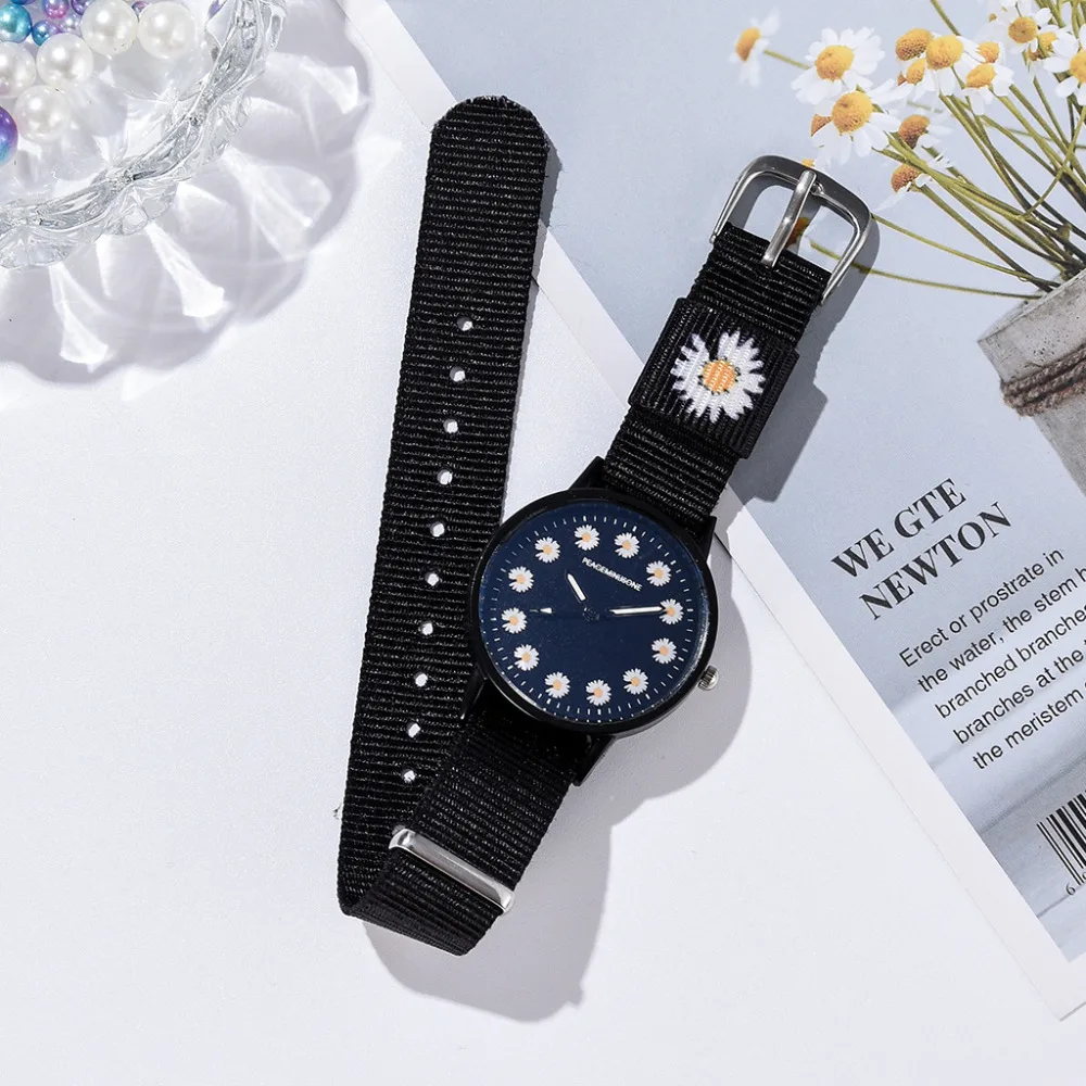 Nylon Women Watch 2 PCS Set Bracelet Ladies Wristwatches Daisy Flowers Fashion Cute Quartz Girls Clock Students 2022 reloj mujer