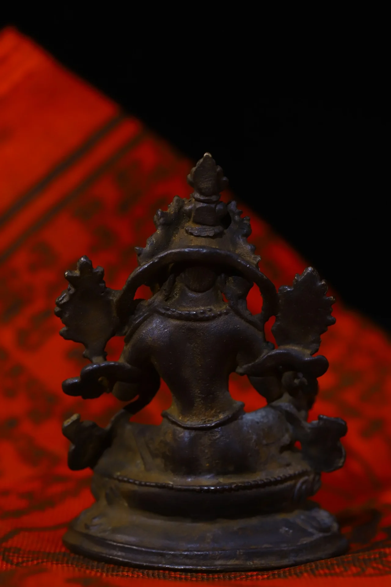 

2"Tibetan Temple Collection Old Bronze Cinnabar Green Tara Guanyin Bodhisattva Sitting Buddha Lotus Terrace Worship Hall