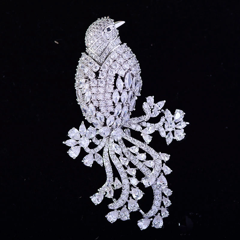 

Luxury AAA Cubic Zirconia Bird Rhinestone Brooch Pin High Quality Crystal Bird Brooches for Women Suit Jewelry Christmas Gifts