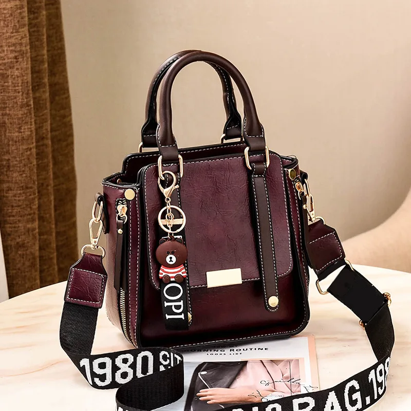 Woman bag 2021 new handbag autumn single shoulder messenger solid color trendy fashion lady bag