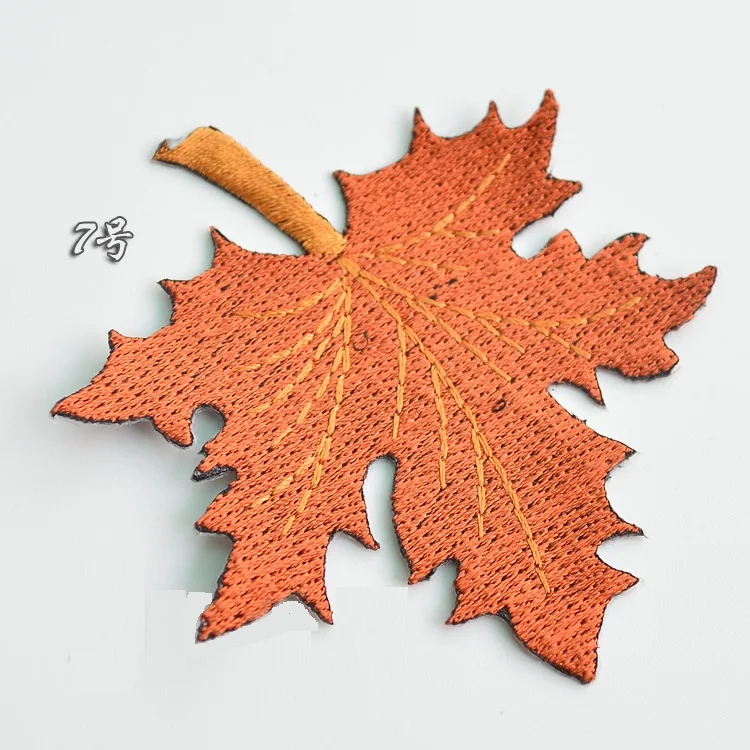 Exquisite Maple Leaf Embroidery Cloth Decals Stickers Personalized Bags Gloves Scarves Decorative Patch Straps
