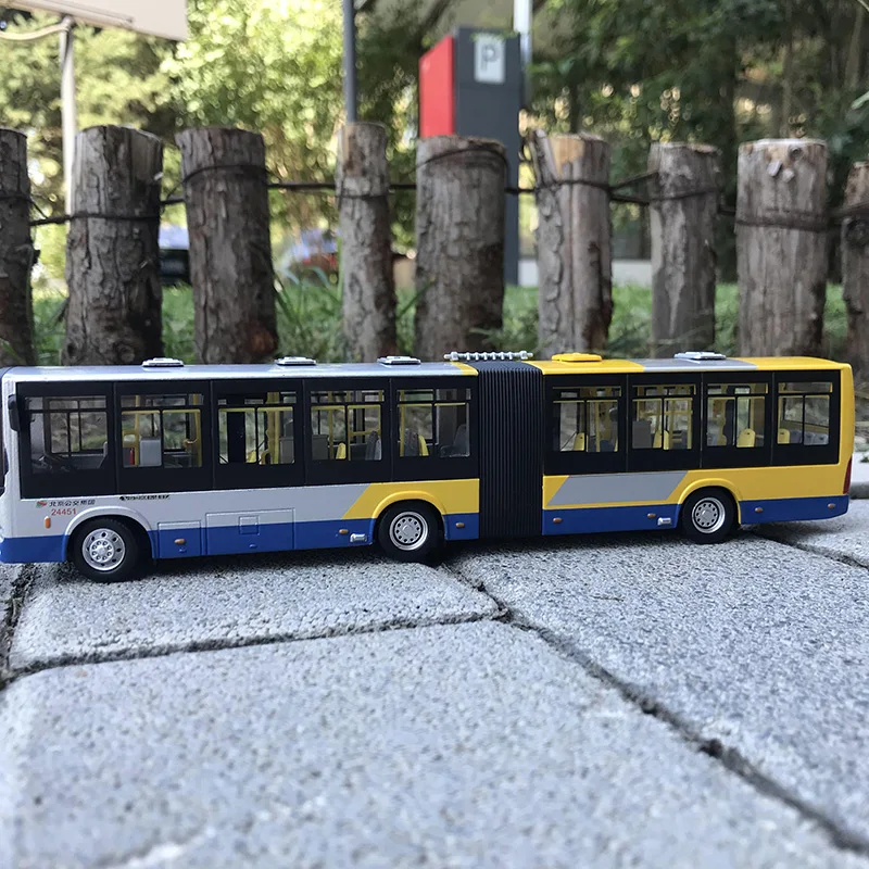 

High Quality 1:64 Beijing Bus Model Bk6141d2 27 Road 2 Diecast Alloy Bus Model for Gift,collection,kids Toy