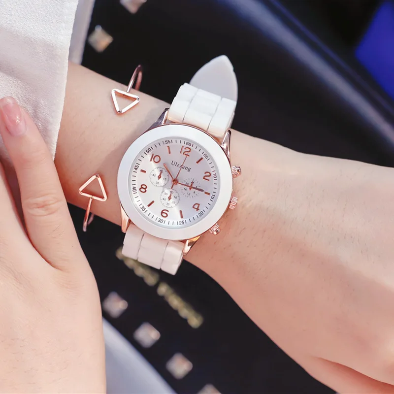 Relogio Feminino New Fashion Casual Ladies White Silicone Geneva Quartz Watch Ladies Sport Digital Watch Holiday Gift Chasy