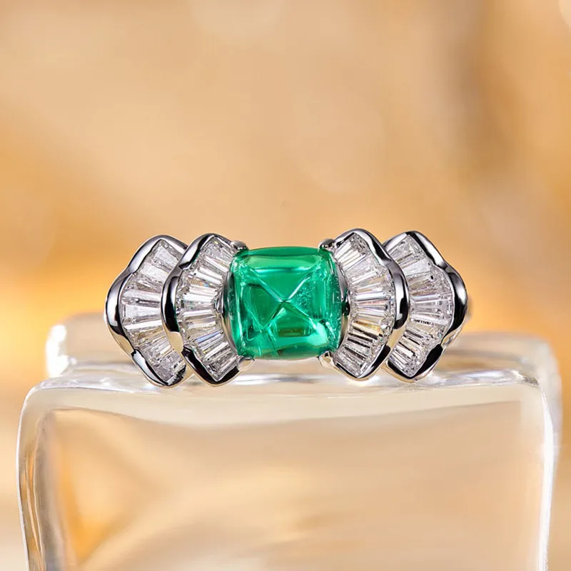 Chic Fasion Green Crystal Emerald Gemstones Diamonds Rings for Women 18k White Gold Silver Color Bague Jewelry Bijoux Gifts New